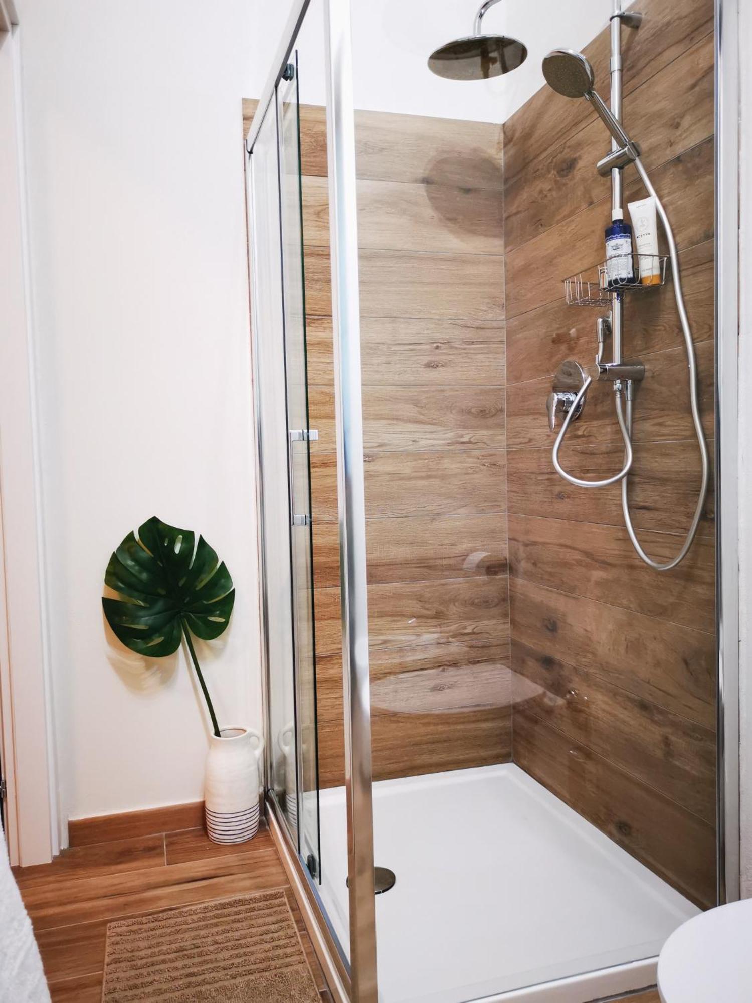 Spacious Apartment 50 Meters From The Metro Mailand Zimmer foto