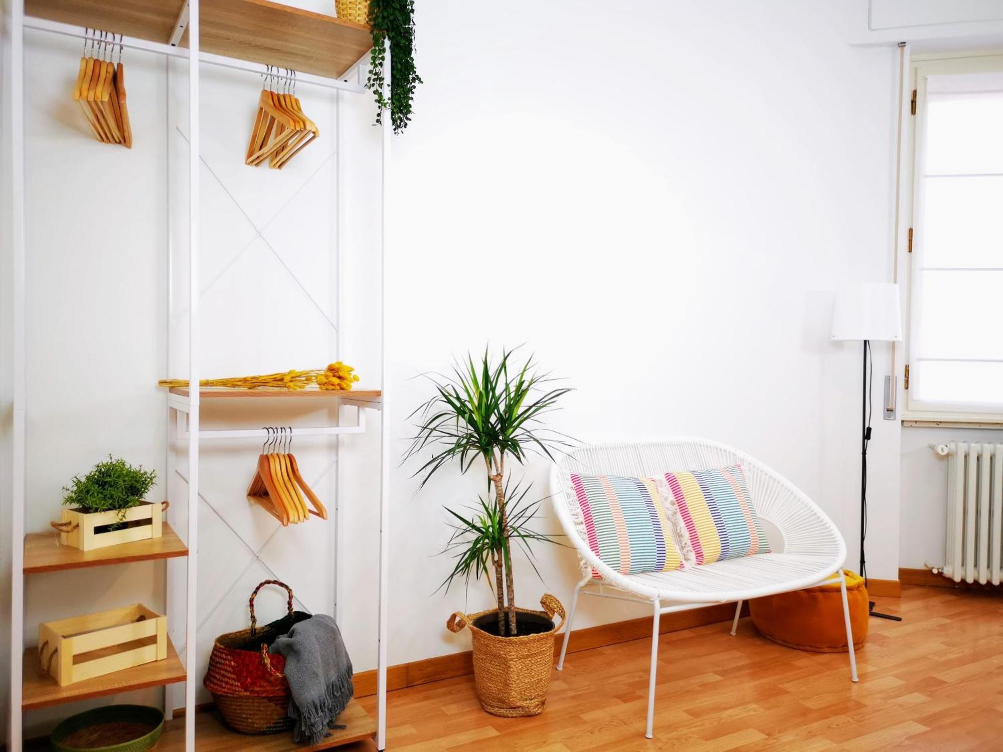 Spacious Apartment 50 Meters From The Metro Mailand Exterior foto