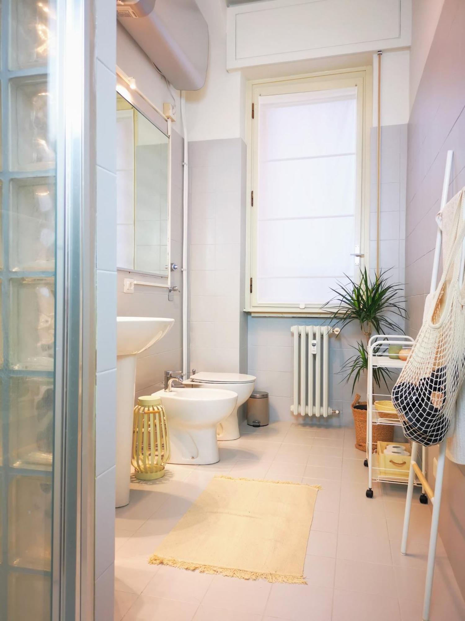 Spacious Apartment 50 Meters From The Metro Mailand Exterior foto